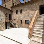 Apartment Orcio *